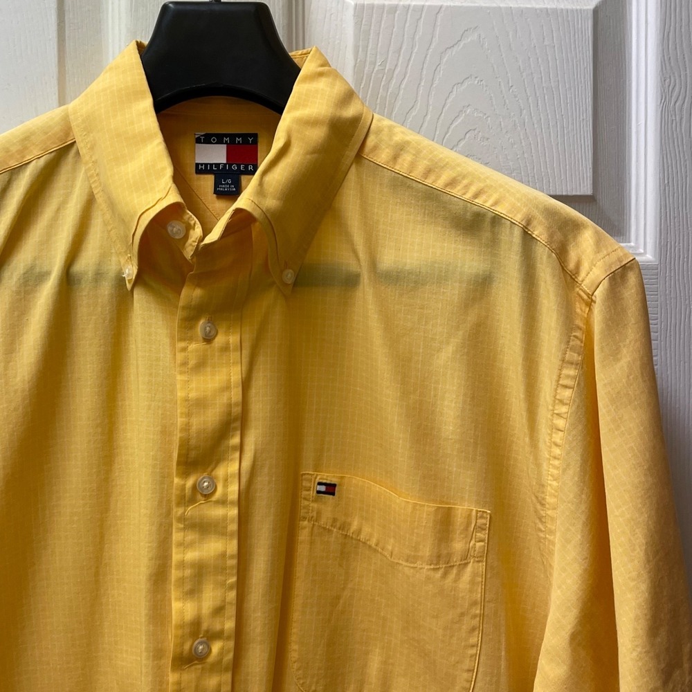 Vintage Tommy Hilfiger Mens L Short Sleeve Button Down Yellow Shirt Trendy